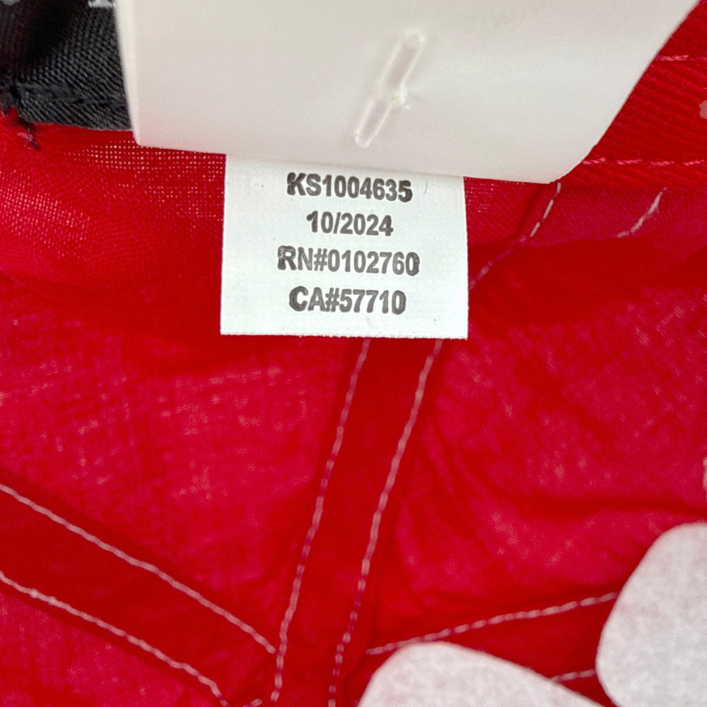KATE SPADE New York Heart Script Baseball Cap in White - Picture 12 of 12